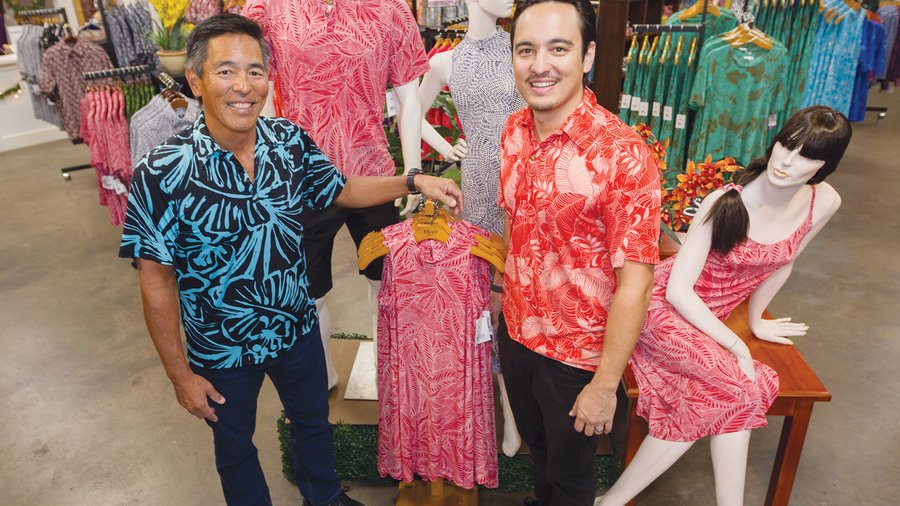 iolani-center020112*900xx2250-