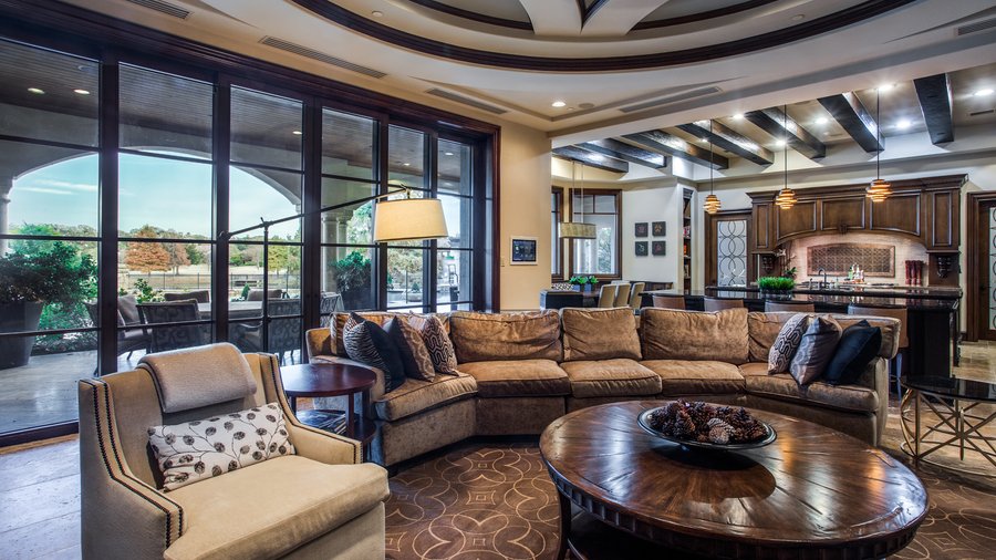 Baseball All-Star Vernon Wells' mansion in Westlake sets Tarrant