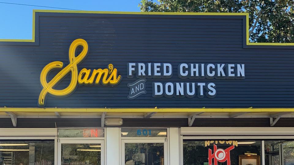 Lee's Fried Chicken & Donuts unveils new name, menu - Houston Business  Journal