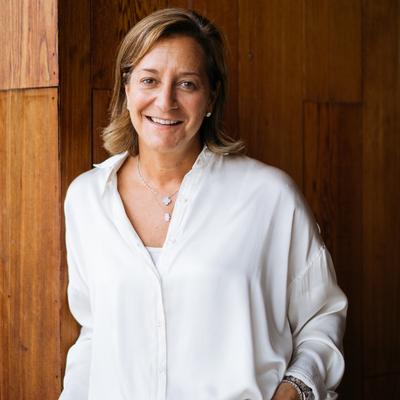Abercrombie CEO talks mobile success, future of stores - Bizwomen