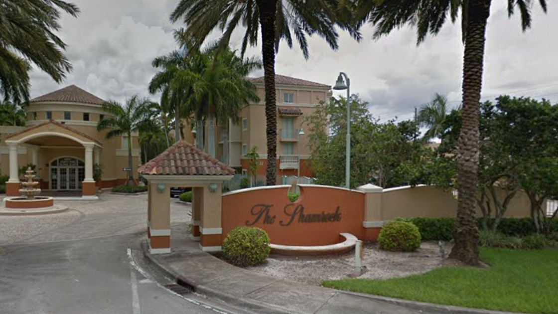 Lloyd Jones Capital buys Shamrock Apartments in Sunrise South Florida