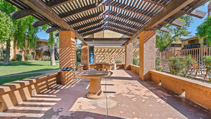 3rd Ave Investments eyes Valley apartment deals Phoenix Business Journal