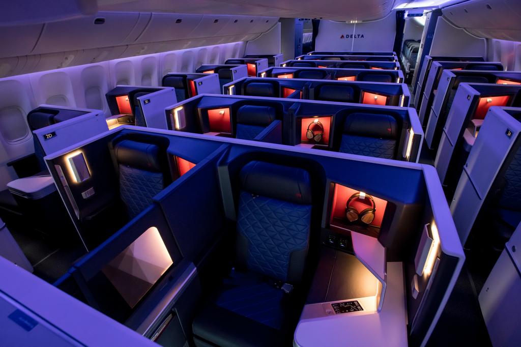 Delta Air Lines Plans to Reduce Seat Recline in Bet to Make Flyers