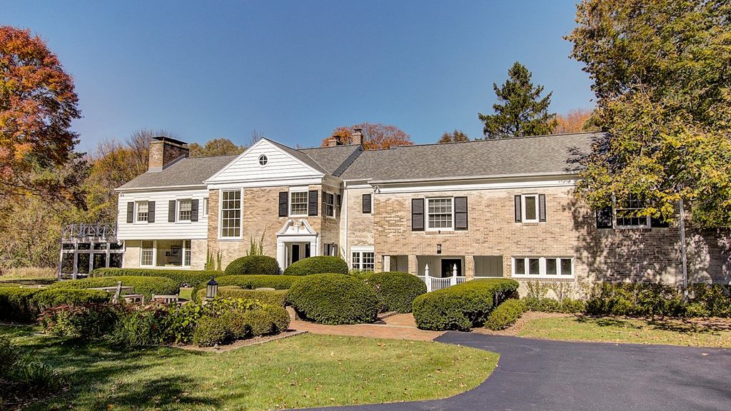 River Hills estate hits market for just over 1 million Milwaukee Business Journal