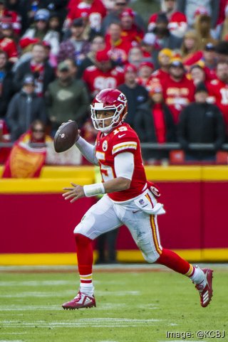 Patrick Mahomes on Alex Gordon: 'He's done everything the right