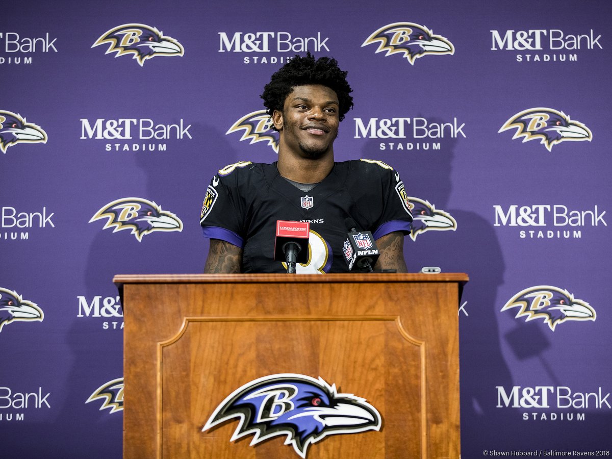 Lamar Jackson agrees to new contract with Ravens