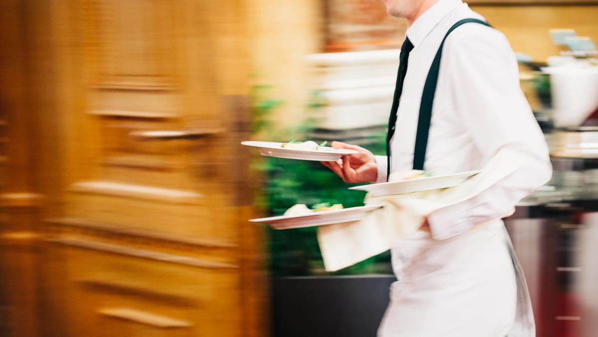 Protect Arizona's tipped restaurant workers, vote for Prop 138