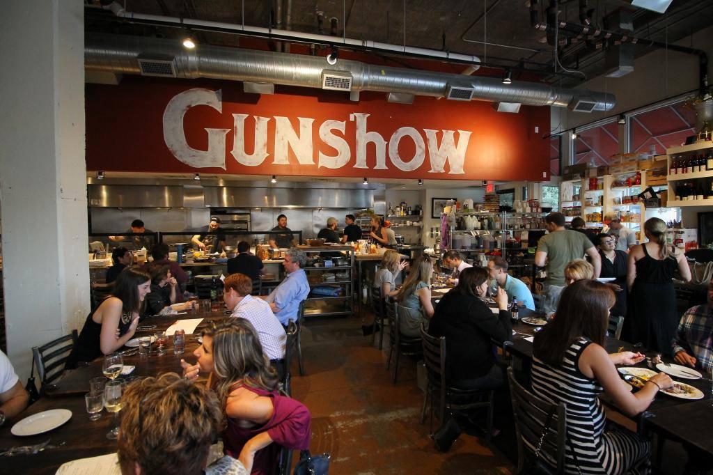 Gun deals show restaurant