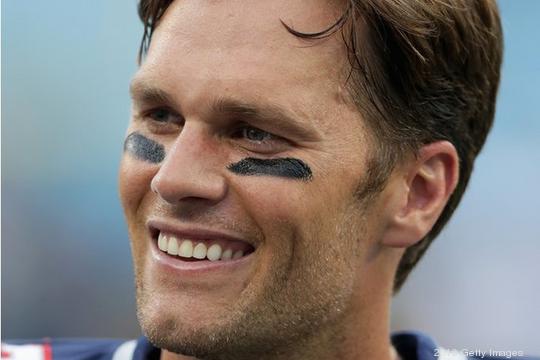 NFL: Brady makes Chicago his winter wonderland – Orange County Register