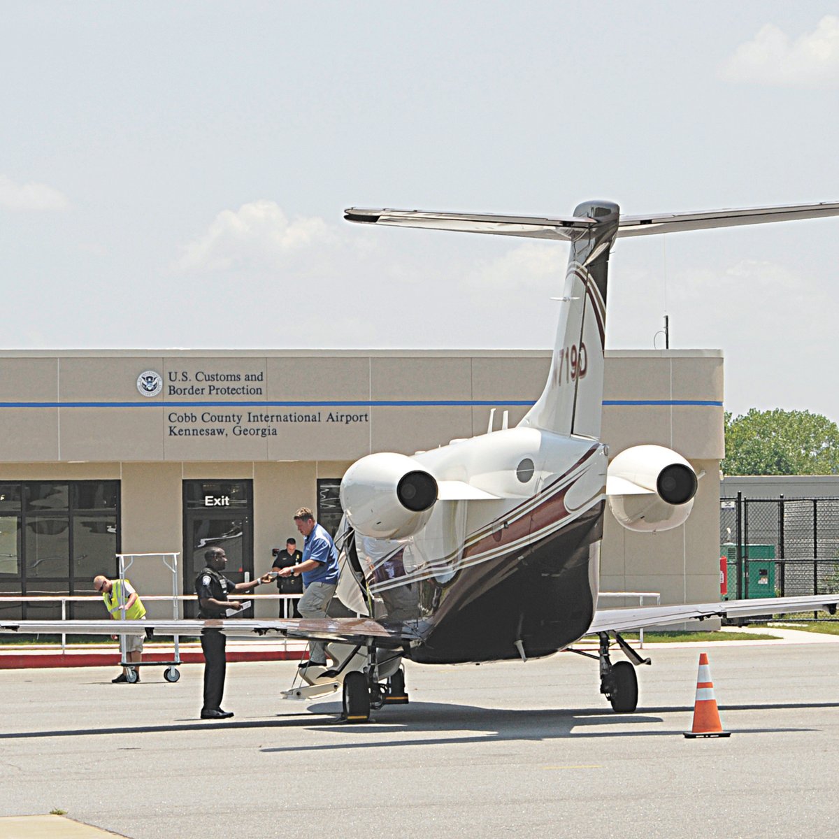 How Hawthorne Municipal Airport Is Preparing for the Super Bowl