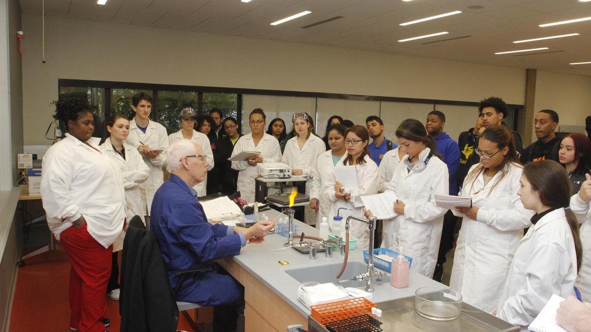 New life science internship program launches to help boost diversity
