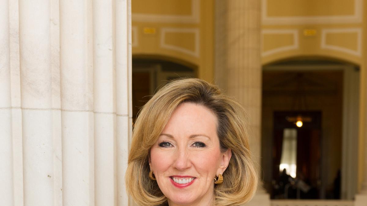 Baker Donelson hires Barbara Comstock Bizwomen