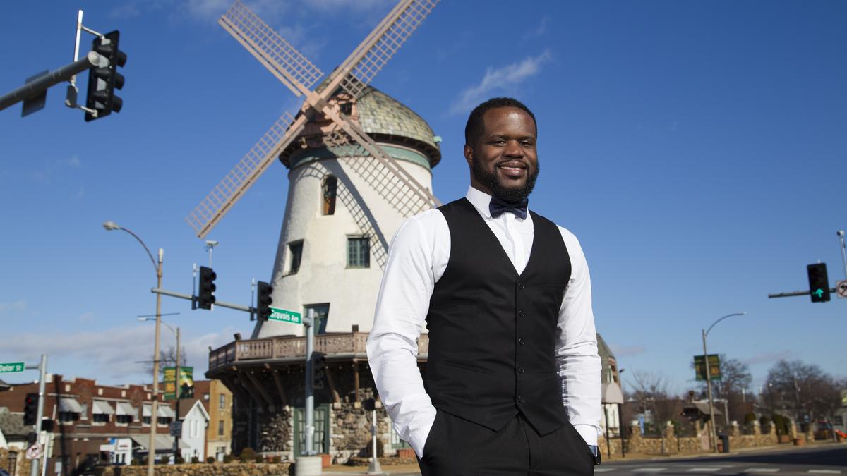 Dart Ford Jr. delivers financial awareness St. Louis Business Journal