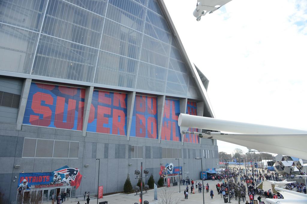 Atlanta's Mercedes Benz Stadium, home of SEC championship game, going  'cashless' 