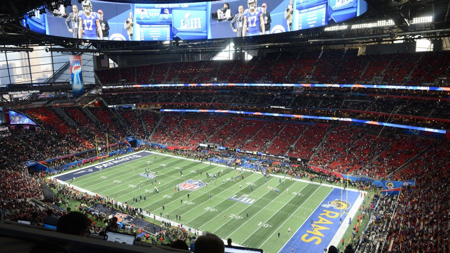 NFL fans on 'crazy' Falcons food prices at Mercedes-Benz Stadium