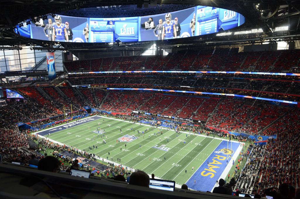 Atlanta Falcons stadium lowers concession prices again, goes cash-free