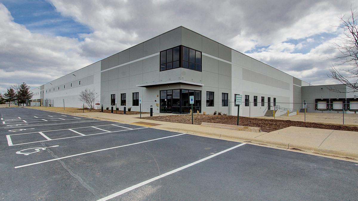 Generac opens new distribution center in Janesville Milwaukee