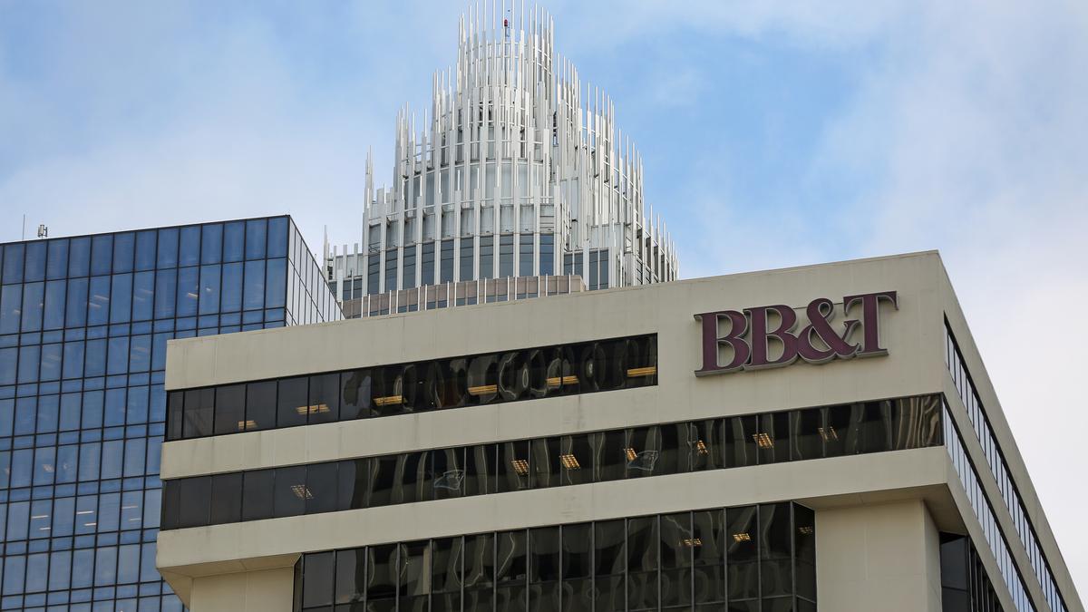 BB&T, SunTrust to merge, bring HQ to Charlotte - Charlotte Business Journal