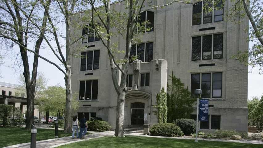 aquinashall*1024xx853-480-0-257.jpg