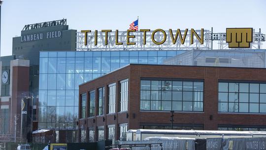 Thanks to team store, Packers can once again raise 'Titletown