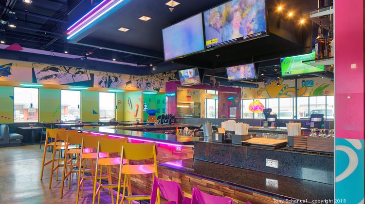 Mellow Mushroom opens in St. Charles.