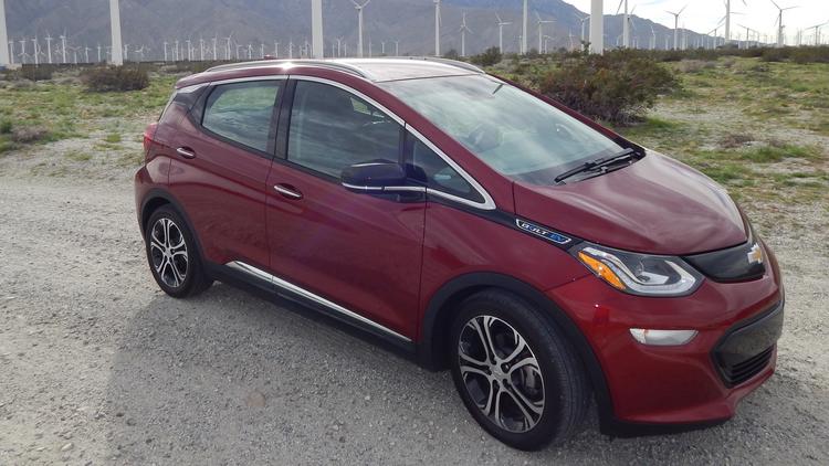 C Suite Rides Chevy S All Electric Bolt Charges On Photos L A Biz C Suite Rides Chevy S All Electric Bolt Charges On Photos