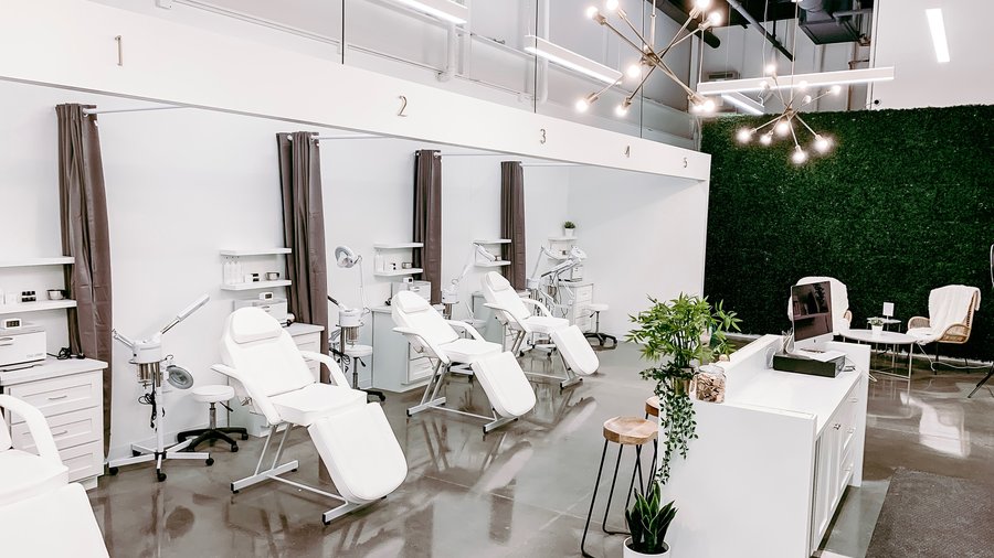 Founders of Primp, Lash Refinery open Facial Foundry spa in Edina's