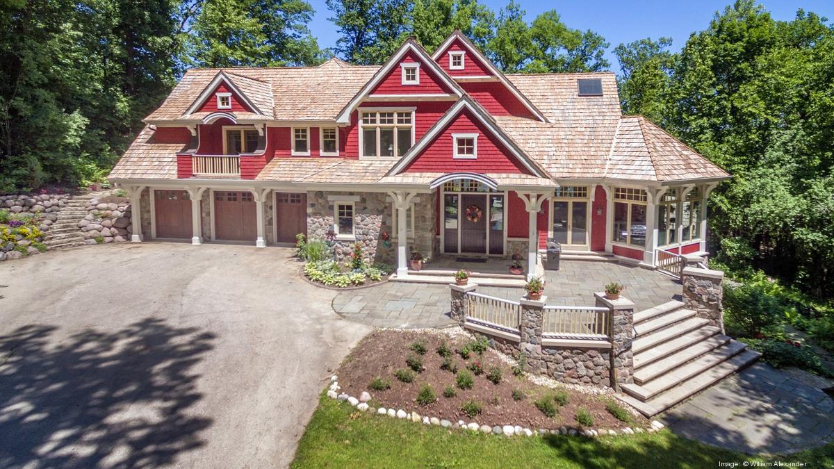 Nantucketstyle home on Beaver Lake sells for 2.4 million Milwaukee