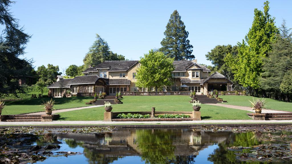 Fleishhacker Family S Green Gables Estate In Woodside Could Top Record Sales Price Photos Silicon Valley Business Journal