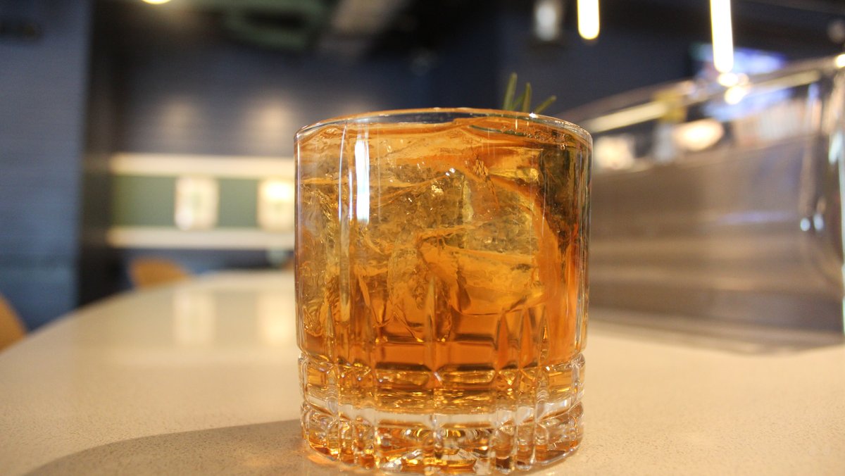 Bubbles & Bourbon cocktail lounge in the mix for Oconomowoc Milwaukee