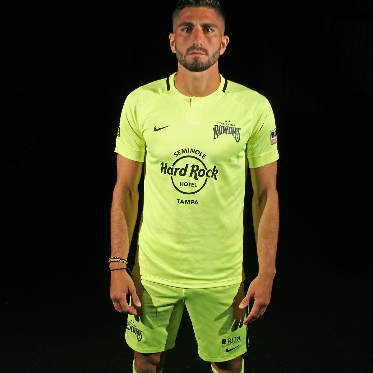 Tampa Bay Rowdies unveil new uniforms for 2018 season 