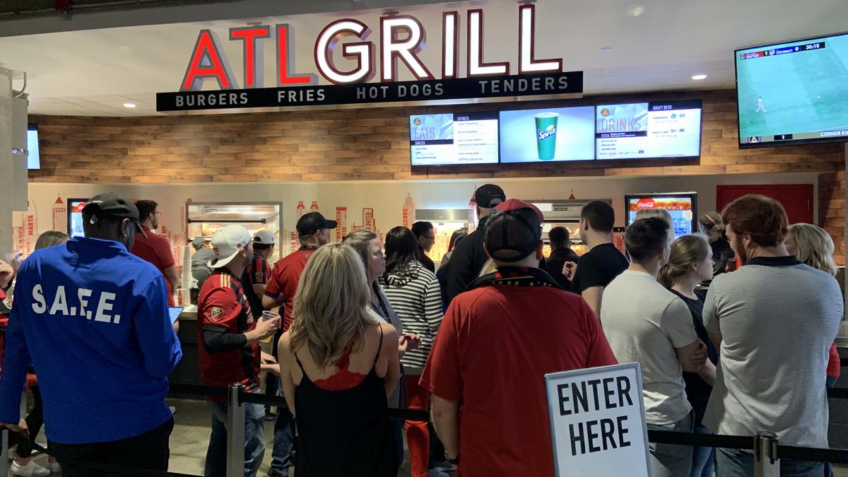 Toronto Blue Jays stadium introduces Reverse ATMs for fans, Cashless  payments