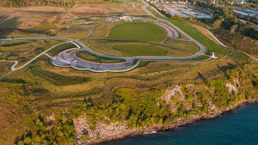 Oak Creek Lake Vista 4001 E. Lake Vista Parkway, Oak Creek