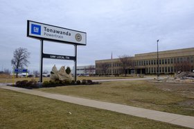 GM raises full-year guidance as contract deadline approaches