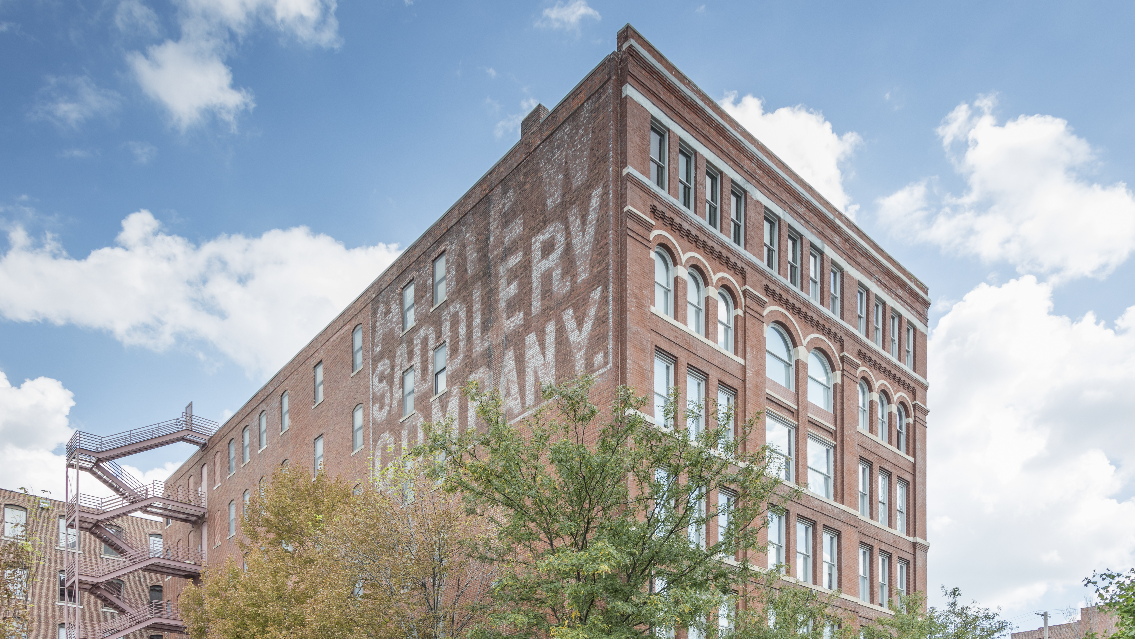 Artemis Real Estate, CRES Management LLC sell River Market multifamily