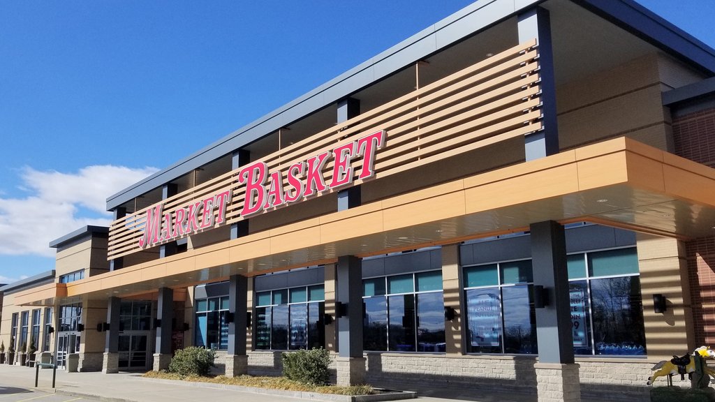 Market Basket opens its first Rhode Island store in Warwick