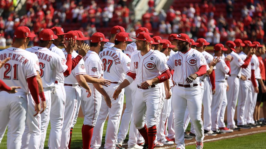Here are the new uniforms of the Cincinnati Redlegs. Ted
