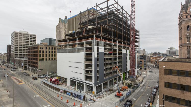 Inside Look At Construction Of New Downtown Milwaukee Bmo Tower