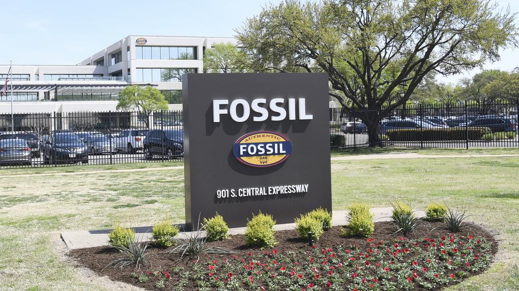 fossil watch headquarters