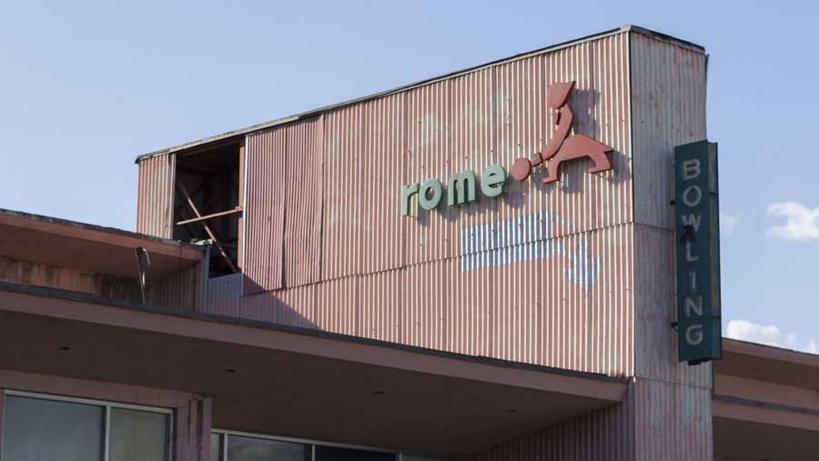 Department of Hawaiian Home Lands to redevelop Honolulu bowling alley