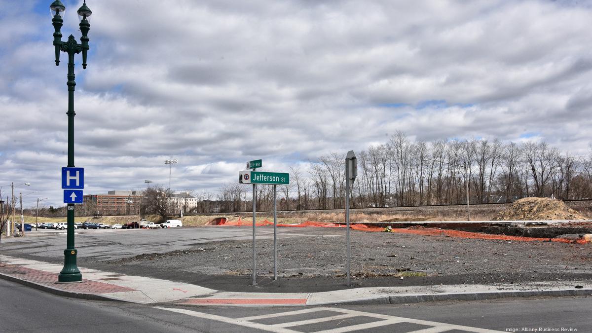 What's planned for the former Grossman's site on Erie Boulevard in