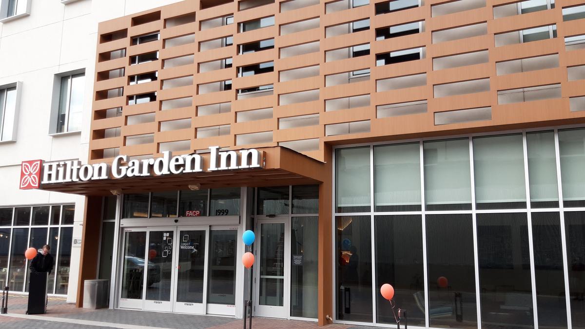 Denver S Newest Hotel Call It Hilton Garden Inn Or Just Hgi