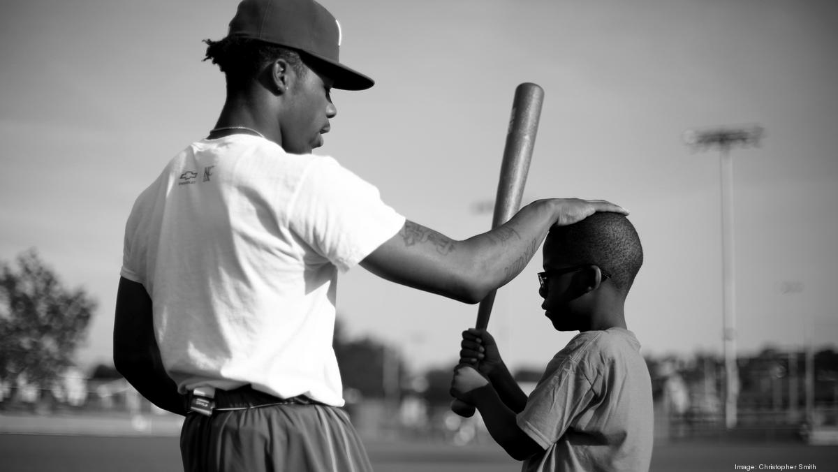 Alex Gordon teams up with Urban Youth Academy