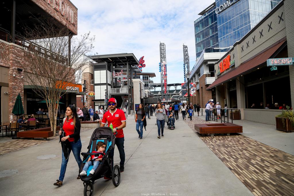 Los Angeles media disses Atlanta Braves' mixed-use The Battery