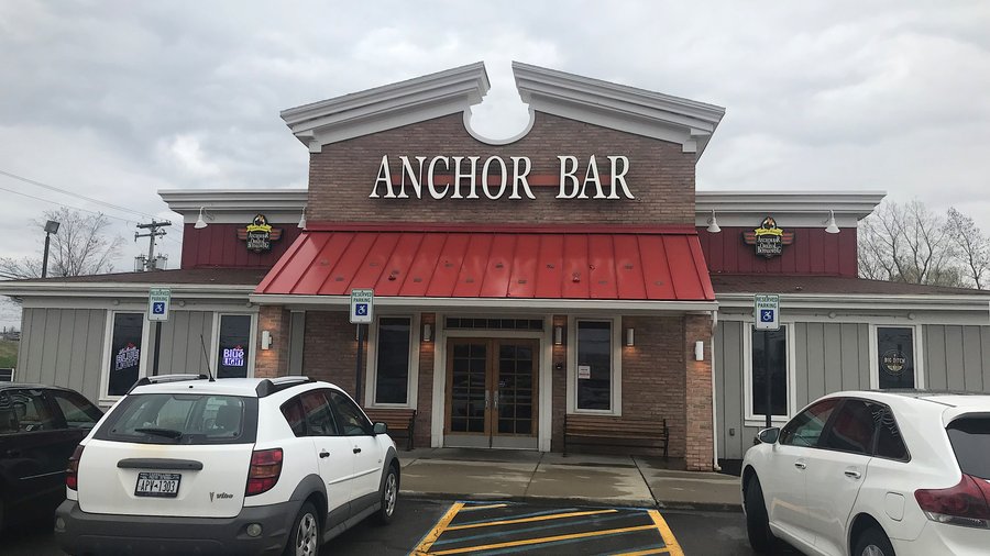 Anchor Bar finds more space, business across Transit Road - Buffalo ...