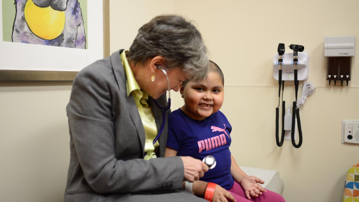 Valley Hospitals Seek To Fix Physician Shortage Phoenix Business