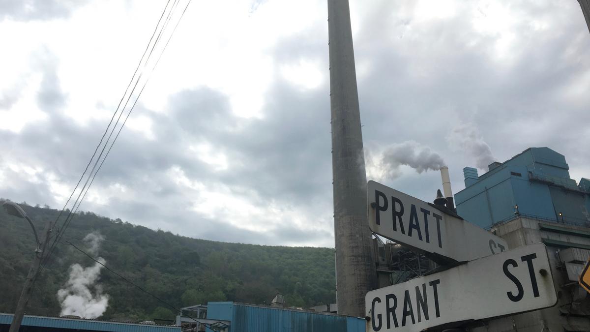 Gov. Hogan announces job fair to help former Luke paper mill workers
