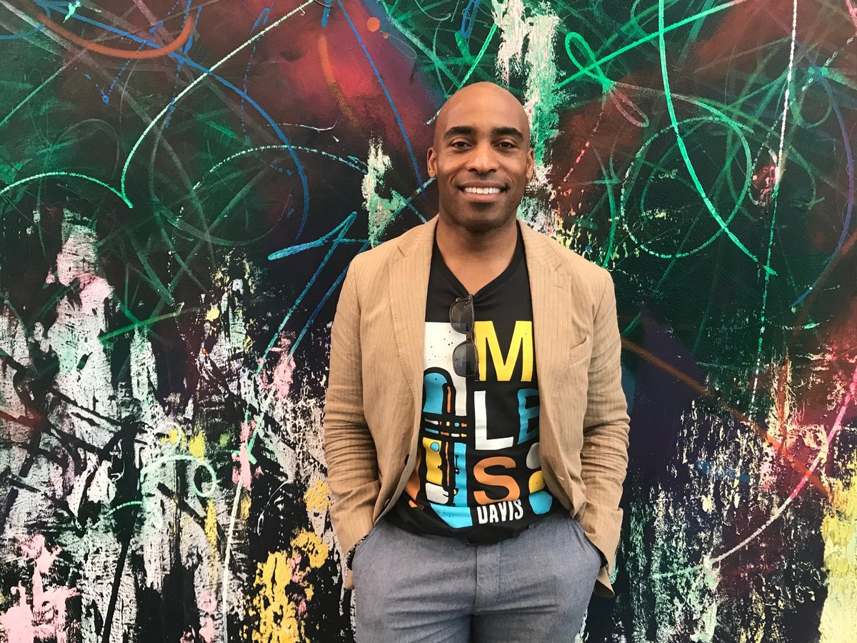 Former NFL player Tiki Barber now a cannabis investor