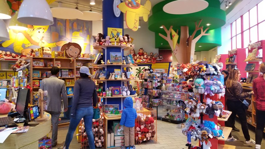 Curious George loses his home: world's only store to be closed down, Business