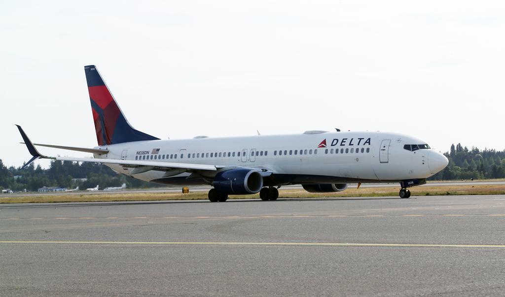 Delta Air Lines, Tom Brady deal hits 'new level,' analyst says - Atlanta  Business Chronicle